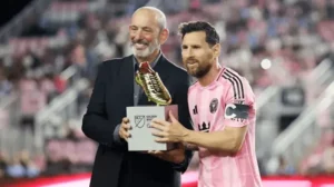 messi-nhan-danh-hieu-vua-pha-luoi-mls-1-min_11zon